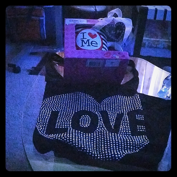 Tank Top - Picture 1 of 1